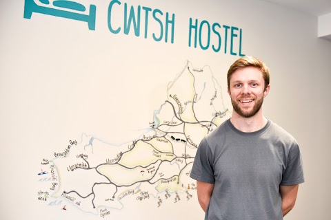 Cwtsh Hostel