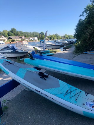 Blue Chip SUP School & The SUP Club