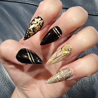 Lily Nails