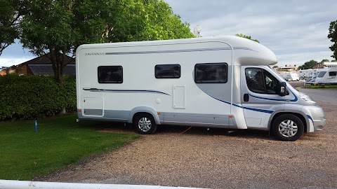 Warwick Racecourse Caravan and Motorhome Club Campsite