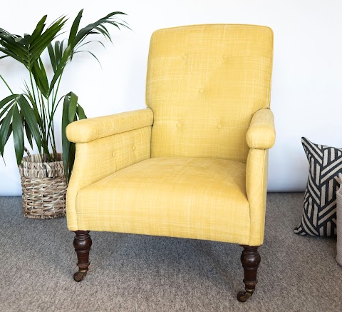 Pretty Sitting Upholstery & Interiors Ltd