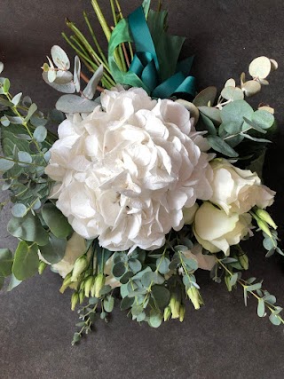 Elaine Mills Floristry