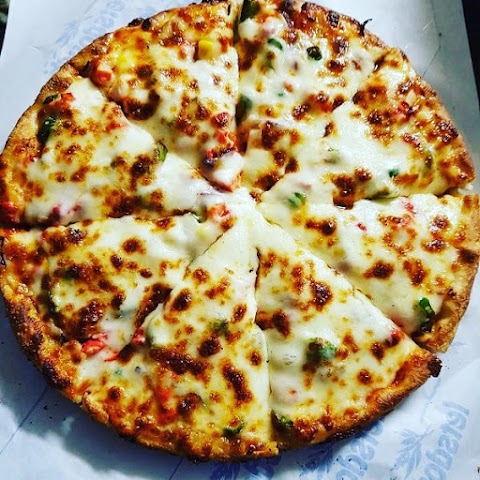 Tasty Chicken & Pizza