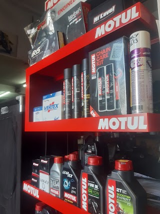 A&M Motorcycle Engineers Service&Mot Centre.