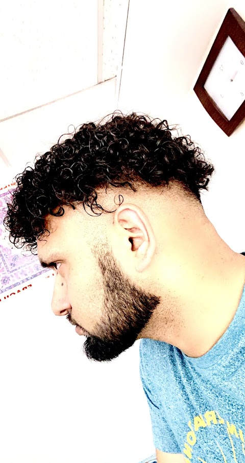 THC Trendy Hair Cutz