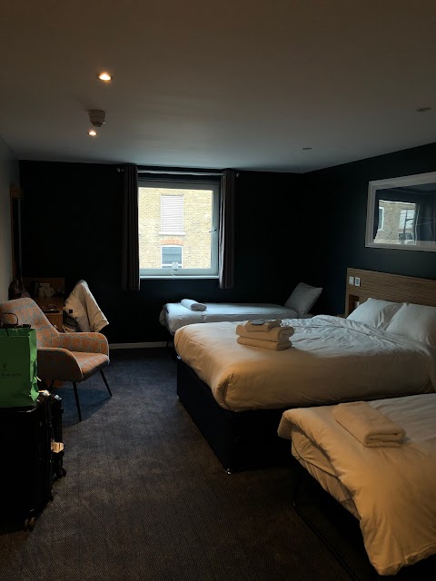 Travelodge London Wimbledon Central