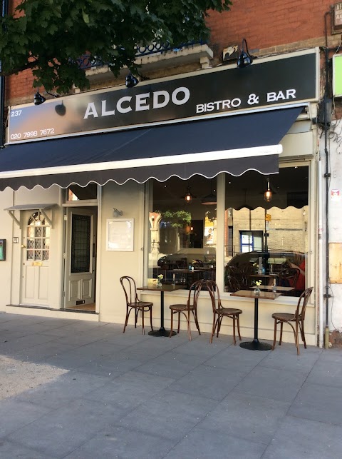 Alcedo Bistro & Bar