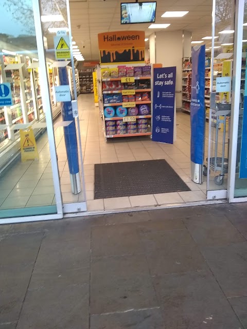 Tesco Express Petrol Station