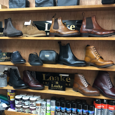 Peters Footwear Specialists