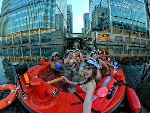 Skuna Hot Tub & BBQ Boats (HotTug UK)