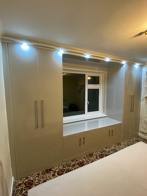 Luxury Fitted Wardrobes & Kitchens (LFW)