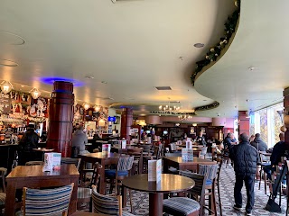 The Central Bar - JD Wetherspoon