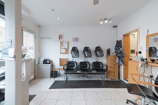 Style'os Hair Studio