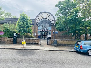 Mattock Lane Health Centre