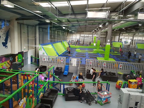 Jump In Trampoline Parks: Slough