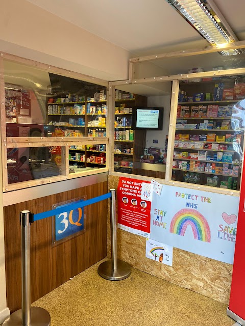 3Q Pharmacy and Travel Clinic