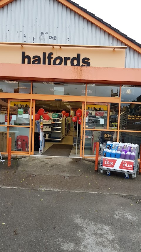 Halfords - Wells