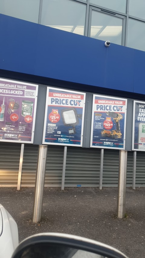 Screwfix Swansea - Cwmdu Parc