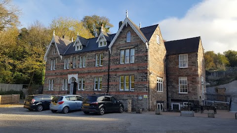 Alton Castle Centre Hostel