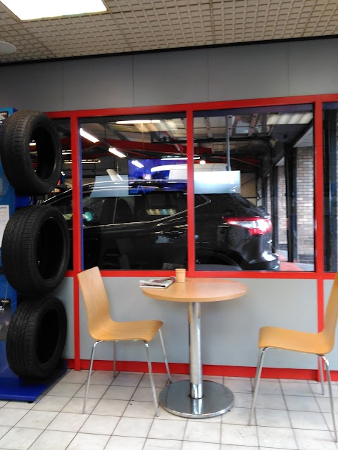 Kwik Fit - Leicester - Abbey Park