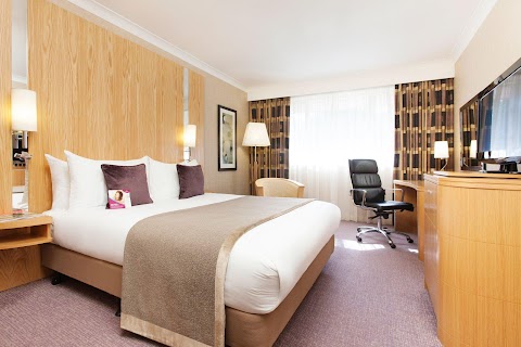 Crowne Plaza Reading, an IHG Hotel