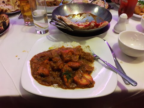 Le Raj Indian Cuisine