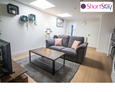 Short Stay Bristol Serviced Accommodation & Apartments Kingswood