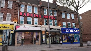 Barking Hotel