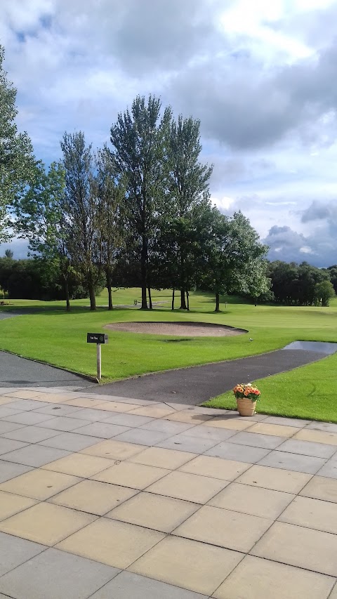 Lochview Family Golf Centre