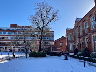 Administration Building, Q.U.B