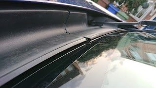 AV WINDSCREENS - Car\Van Windscreen Replacement | Repairs | Essex | Romford | Hornchurch | Upminster | Car Window Screen