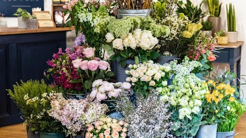 Arcade Flowers - Artisan Florist