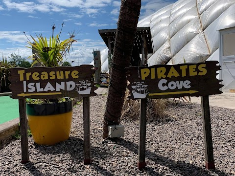 Adventure Golf Island