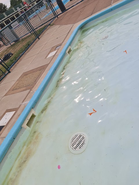 Peterborough Lido Outdoor Swimming Pool