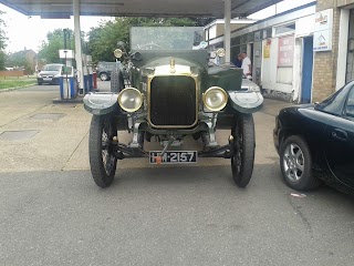 Whipperley Ring Service Station