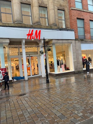 H&M