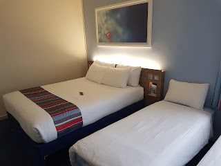 Travelodge Northampton Central