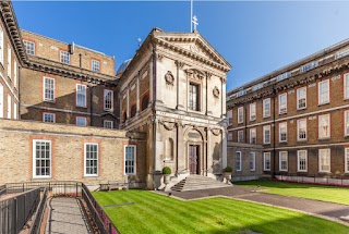 St John & St Elizabeth Hospital