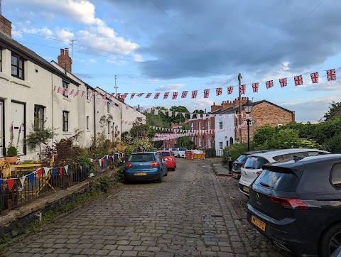 The Crown, Heaton Mersey