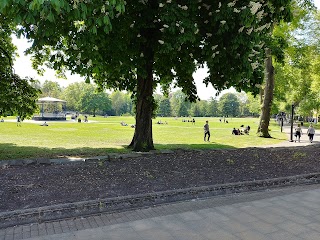 Pump Room Gardens