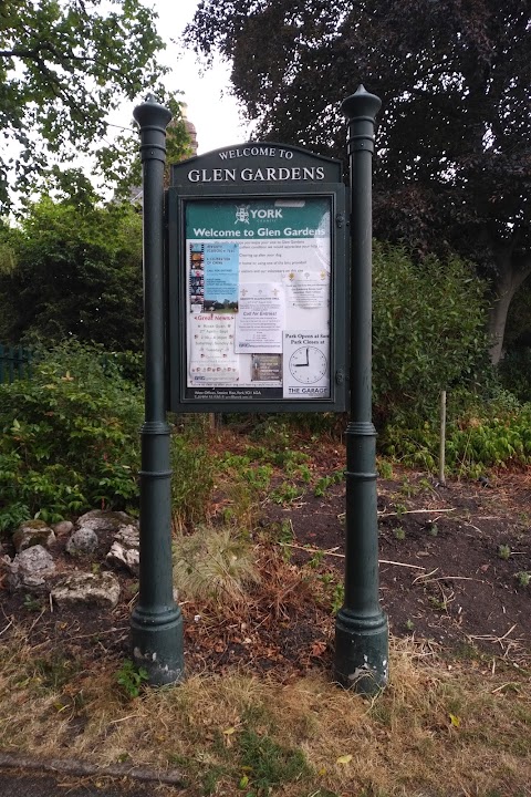 Glen Gardens Play Area