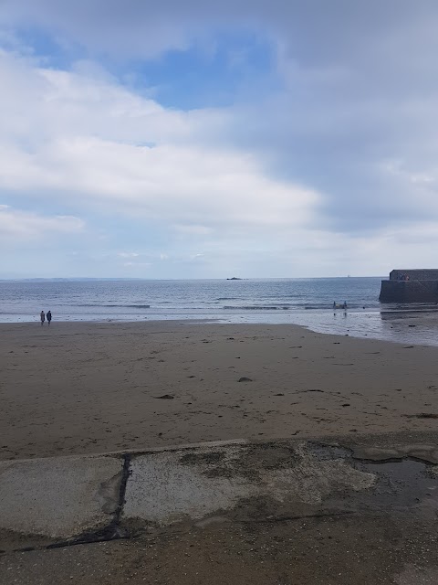 House By The Beach