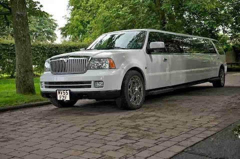Roys Limousines & Wedding Cars