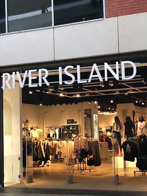 River Island