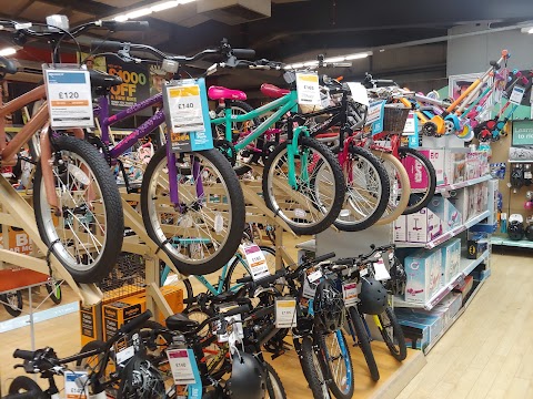 Halfords - Eastbourne