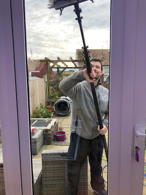 Masterglass window cleaning