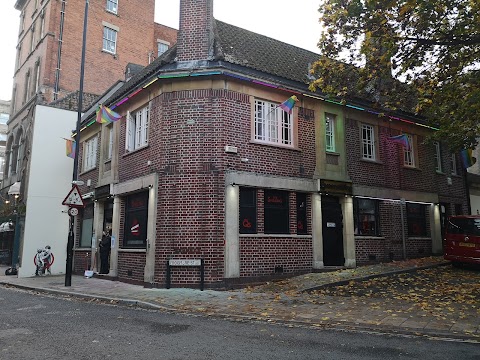 Queenshilling - Bristol Bar and Nightclub