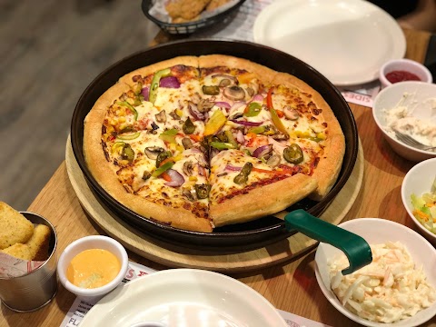 Pizza Hut Restaurants