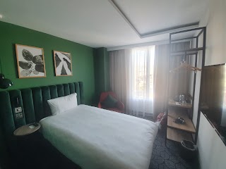 IBIS STYLES SEVEN KINGS