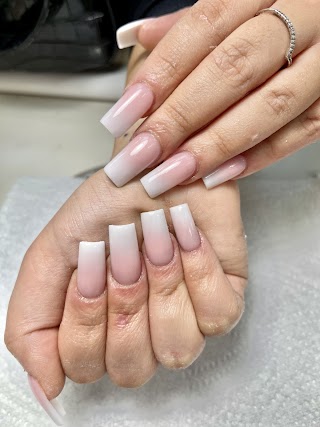 Polish Me Nails and Beauty